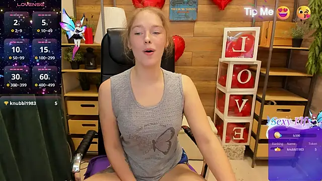  fiona Love online show from March 5, 2025, 9:04 pm