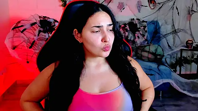 CeceliaJohnson online show from October 28, 2025, 8:07 am