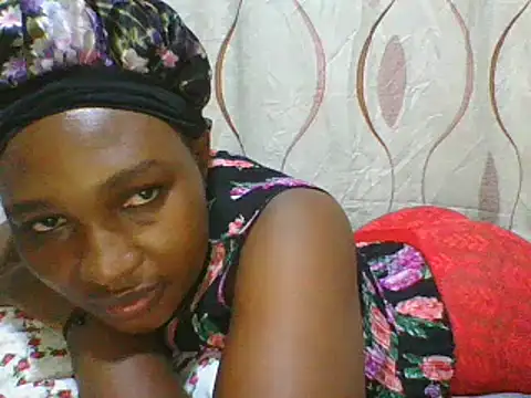 cute lavenda online show from March 10, 2025, 7:40 pm