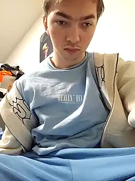 BigJuicy18cm online show from February 19, 2025, 3:27 pm