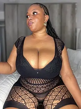 Hyra Ari online show from February 5, 2026, 2:11 pm