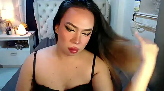 RebecaNextToYou online show from December 11, 2024, 8:18 pm