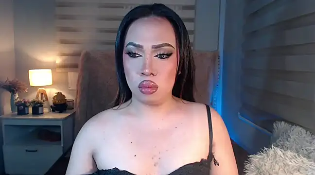 RebecaNextToYou online show from March 16, 2025, 5:28 pm