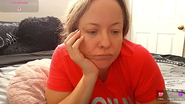 julimonroe online show from September 16, 2025, 3:02 pm