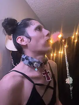 spoilbadkittynow online show from February 13, 2026, 5:53 pm