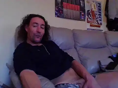 Snapshot of slick_tee chatting on February 4, 2025, 3:26 pm slick tee online show from February 4, 2025, 3:26 pm