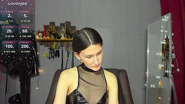 Snapshot of Mistress_Pamela chatting on December 28, 2024, 8:37 am Mistress Pamela online show from December 28, 2024, 8:37 am