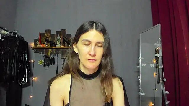 Snapshot of Mistress_Pamela chatting on January 15, 2025, 5:40 am Mistress Pamela online show from January 15, 2025, 5:40 am
