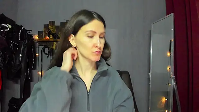 Snapshot of Mistress_Pamela chatting on February 1, 2025, 5:49 am Mistress Pamela online show from February 1, 2025, 5:49 am