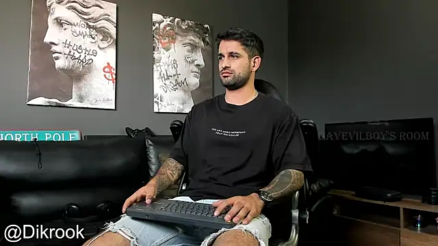 Davevilboy online show from December 3, 2024, 2:49 pm