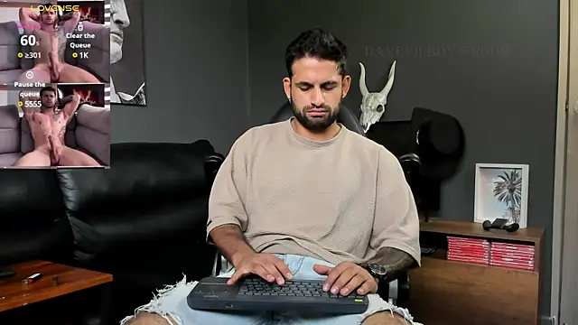 Davevilboy online show from March 18, 2025, 3:21 pm