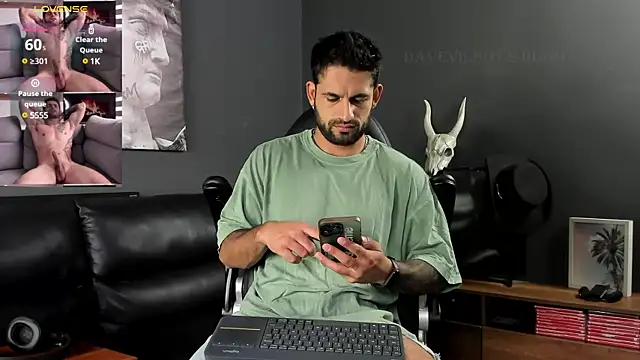 Davevilboy online show from March 19, 2025, 12:23 pm