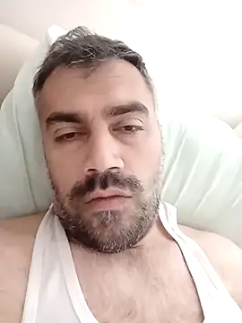 Snapshot of kevgir08 chatting on March 14, 2026, 2:11 pm kevgir08 online show from March 14, 2026, 2:11 pm