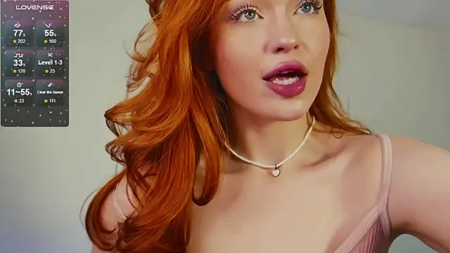 Snapshot of Born_to_Loveee chatting on December 12, 2024, 12:33 pm Born to Loveee online show from December 12, 2024, 12:33 pm