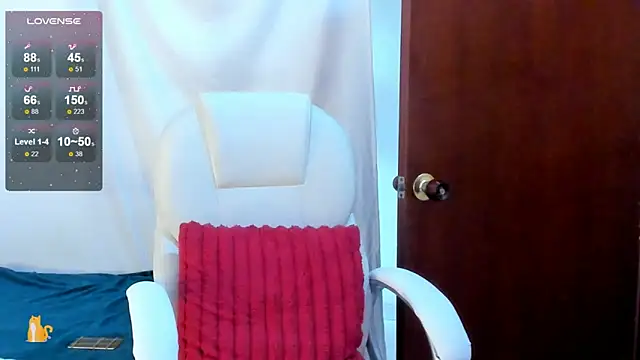 MatchedEyebrow online show from March 18, 2025, 9:43 pm