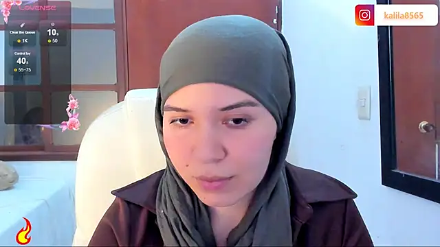 MatchedEyebrow online show from October 10, 2025, 9:36 pm