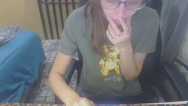 Laco-cO online show from November 6, 2025, 7:37 pm