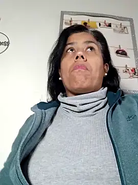 Molly newman6 online show from March 4, 2025, 5:24 pm