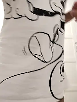 Molly newman6 online show from February 15, 2026, 9:33 pm