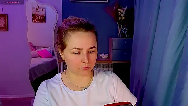 Snapshot of Mira_Mermayd chatting on May 7, 2026, 1:22 am Mira Mermayd online show from May 7, 2026, 1:22 am
