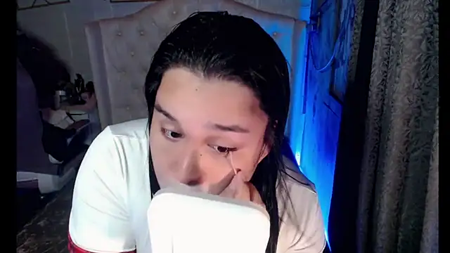 Snapshot of Hardcore_Tgirl chatting on December 15, 2025, 12:04 am Hardcore Tgirl online show from December 15, 2025, 12:04 am