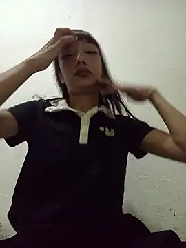 Karmakuro online show from April 4, 2026, 11:02 pm