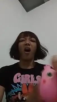Snapshot of Karmakuro chatting on June 11, 2026, 3:48 am Karmakuro online show from June 11, 2026, 3:48 am