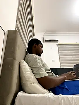 finefinance online show from October 10, 2025, 7:02 pm