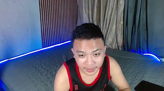 Snapshot of xsweetasian69x chatting on January 26, 2025, 12:11 pm xsweetasian69x online show from January 26, 2025, 12:11 pm