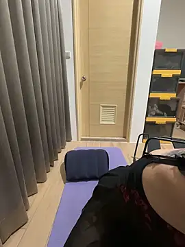 Snapshot of Tw_Angellovers chatting on November 13, 2025, 4:17 pm Tw Angellovers online show from November 13, 2025, 4:17 pm