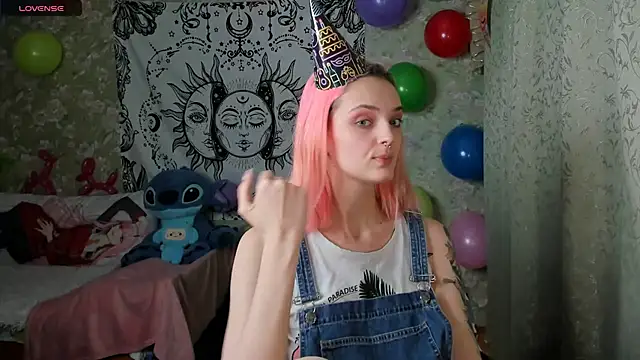 Cutie Adelia online show from December 12, 2024, 10:24 am