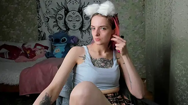 Cutie Adelia online show from March 10, 2025, 1:21 pm