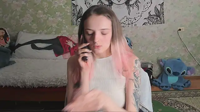 Cutie Adelia online show from February 8, 2026, 10:18 am