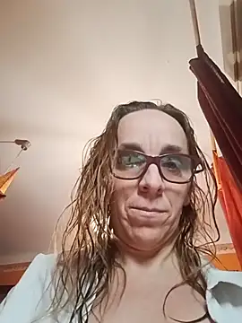 Dettybitch40 online show from November 15, 2025, 7:10 pm