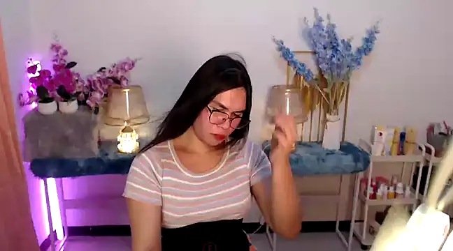 Snapshot of Asian_flabby chatting on January 20, 2025, 10:59 pm Asian flabby online show from January 20, 2025, 10:59 pm