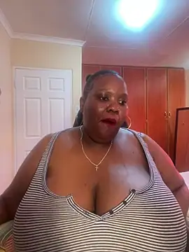 Michyboldy online show from February 13, 2026, 7:37 am