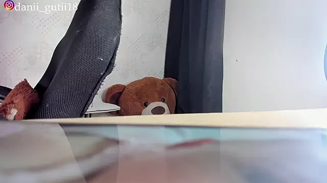 dani rosee online show from November 5, 2025, 7:30 am