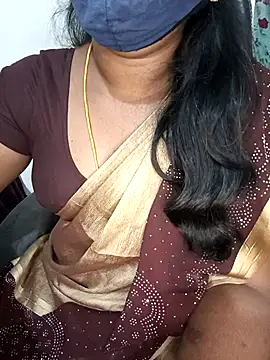 Snapshot of Tamil-hotwife chatting on March 12, 2026, 4:57 pm Tamil-hotwife online show from March 12, 2026, 4:57 pm