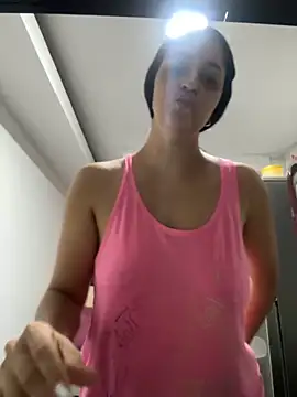 Snapshot of New_Arab_Kingdom chatting on November 8, 2025, 4:40 pm New Arab Kingdom online show from November 8, 2025, 4:40 pm