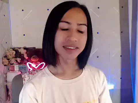 Snapshot of Lemonadexxx chatting on February 20, 2025, 5:29 pm Lemonadexxx online show from February 20, 2025, 5:29 pm