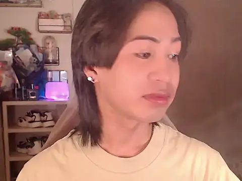 Lemonadexxx online show from March 31, 2026, 9:53 am