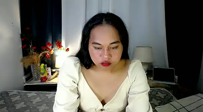 bettina love online show from December 9, 2024, 2:17 pm