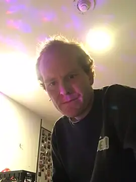 Snapshot of Janssen88 chatting on January 10, 2025, 9:42 pm Janssen88 online show from January 10, 2025, 9:42 pm