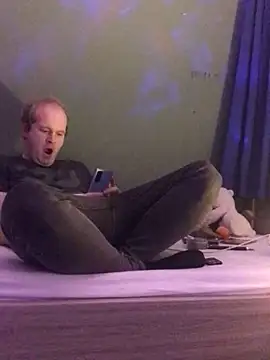 Snapshot of Janssen88 chatting on January 13, 2025, 8:37 pm Janssen88 online show from January 13, 2025, 8:37 pm