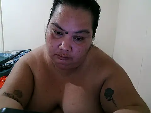 xxbigboootyxx online show from August 2, 2026, 12:14 pm