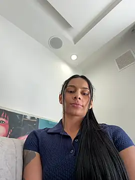 Snapshot of karlyn_angels chatting on June 19, 2026, 7:39 pm karlyn angels online show from June 19, 2026, 7:39 pm