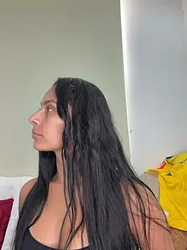 Snapshot of karlyn_angels chatting on June 23, 2026, 8:40 pm karlyn angels online show from June 23, 2026, 8:40 pm