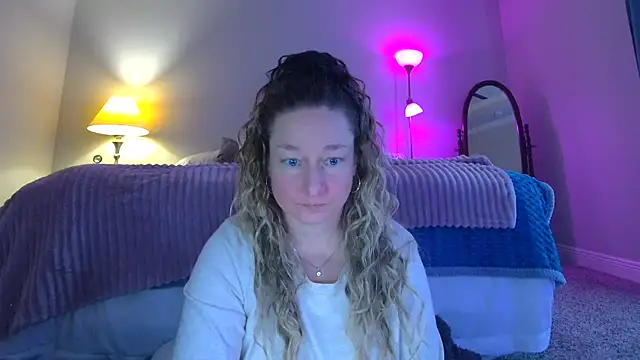 Vivian MayXxX online show from February 2, 2025, 7:46 pm