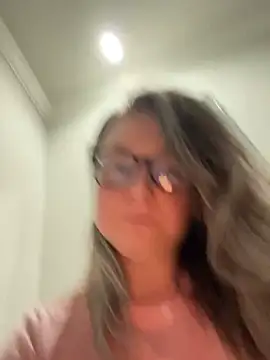 Vivian MayXxX online show from March 5, 2025, 11:05 pm