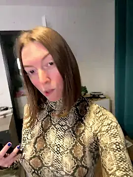 Snapshot of Daisy_Michto_Officiel chatting on February 6, 2026, 1:10 am Daisy Michto Officiel online show from February 6, 2026, 1:10 am